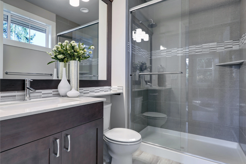 Upgrade Your Bathroom with a Tub-to-Shower Conversion in Memphis